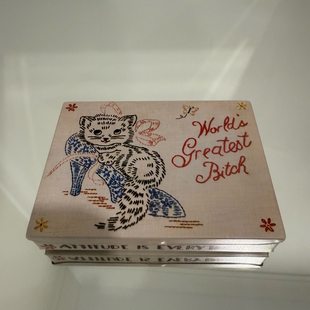 Embroidered Cat Trinket Box